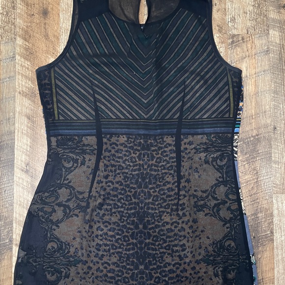 Cabi Sleeveless Blouse Leopard and chevron print Sheer size Small - Picture 7 of 7